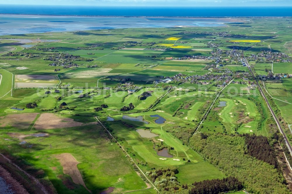 Aerial photograph Morsum - Grounds of the Golf course at Golfclub Morsum in Morsum at the island Sylt in the state Schleswig-Holstein, Germany