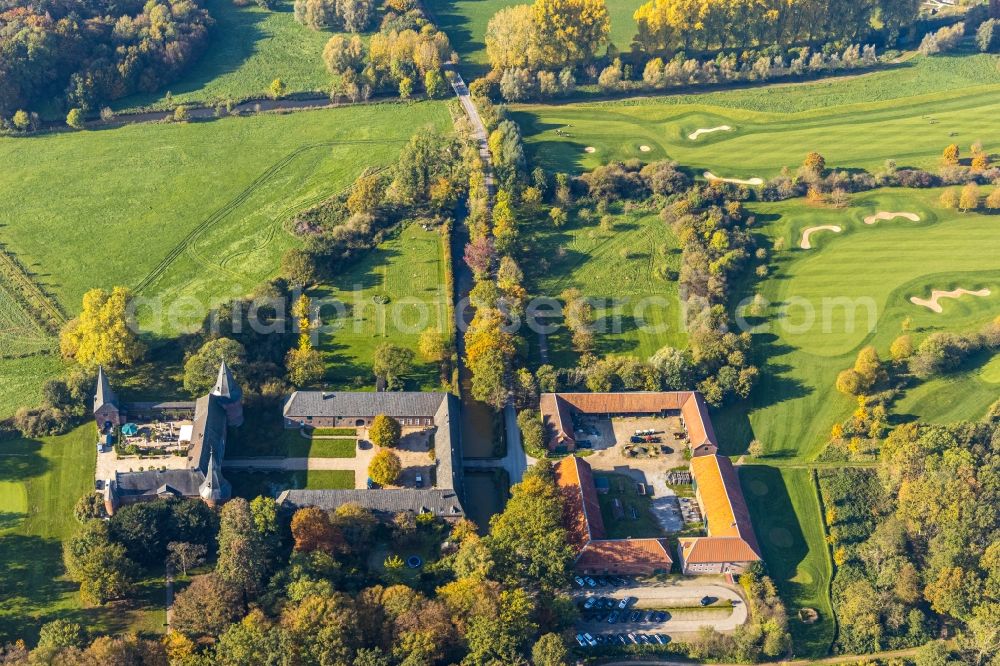 Geldern from above - Grounds of the Golf course at Golfclub Schloss Haag e.V. on Bartelter Weg in Geldern in the state North Rhine-Westphalia, Germany