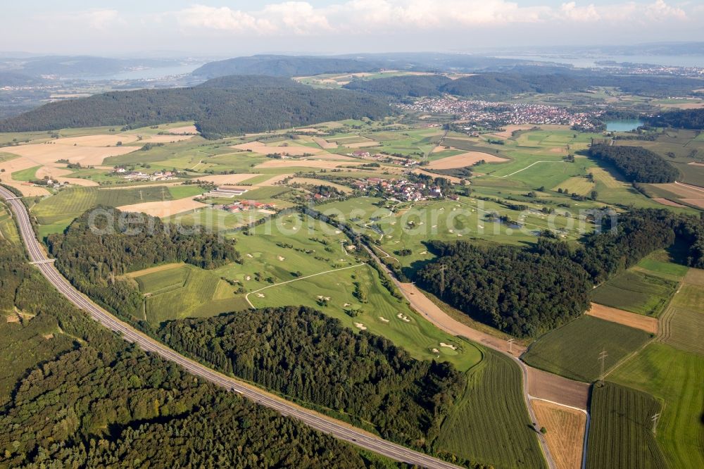 Aerial photograph Steißlingen - Grounds of the Golf course at Golfclub Steisslingen e.V. on Bodensee in Steisslingen in the state Baden-Wuerttemberg, Germany