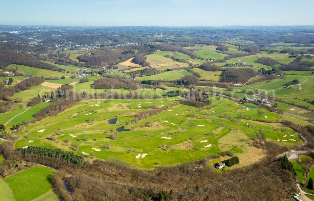 Velbert from the bird's eye view: Grounds of the Golf course at Golfclub Velbert Gut Kuhlendahl e.V. on street Kuhlendahler Strasse in Velbert in the state North Rhine-Westphalia, Germany