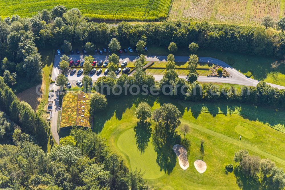 Aerial image Velbert - Grounds of the Golf course at Golfclub Velbert Gut Kuhlendahl e.V. on street Kuhlendahler Strasse in Velbert in the state North Rhine-Westphalia, Germany