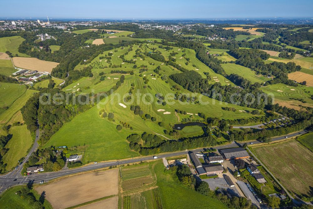 Velbert from the bird's eye view: Grounds of the Golf course at Golfclub Velbert Gut Kuhlendahl e.V. on street Kuhlendahler Strasse in Velbert in the state North Rhine-Westphalia, Germany