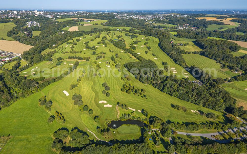 Aerial image Velbert - Grounds of the Golf course at Golfclub Velbert Gut Kuhlendahl e.V. on street Kuhlendahler Strasse in Velbert in the state North Rhine-Westphalia, Germany