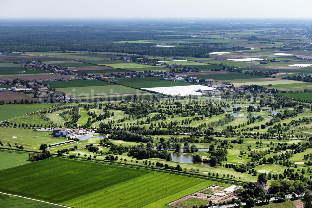 Aerial photograph Allmendfeld - Grounds of the Golf course at Golfresort Gernsheim - GOLF absolute on street Golfparkallee in Allmendfeld in the state Hesse, Germany