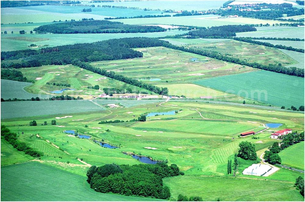 Groß Kienitz from the bird's eye view: 29.05.2004 Groß-Kienitz/BRB Golfplatz Groß Kienitz (Retuschiert)