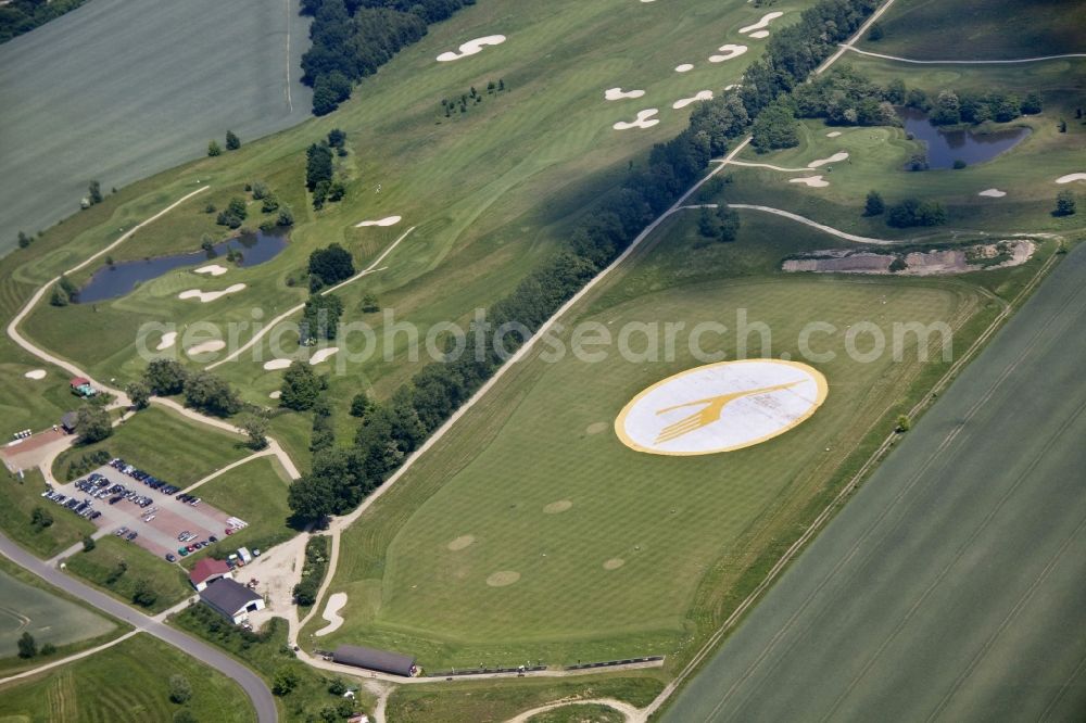 Aerial photograph Groß Kienitz - View the golf course Great Kienitz in Brandenburg. Pictured are on the occasion of the Lufthansa Airlines media Cup placed logos