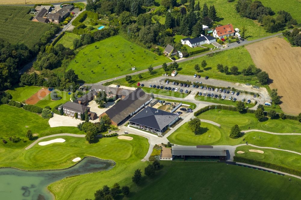Aerial photograph Kamp-Lintfort - The golf facility of the Golfclub Am Kloster-Kamp e.V. in Kamp-Lintfort in the state North Rhine-Westphalia