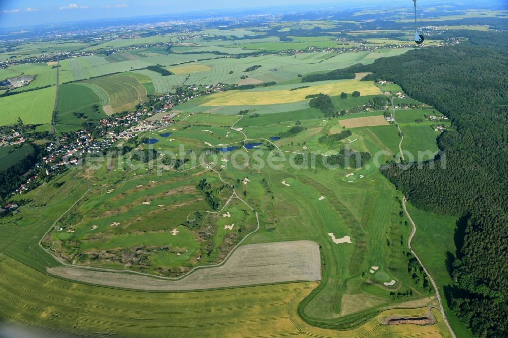 Aerial photograph Herzogswalde - Grounds of the Golf course at on Landbergweg in Herzogswalde in the state Saxony, Germany