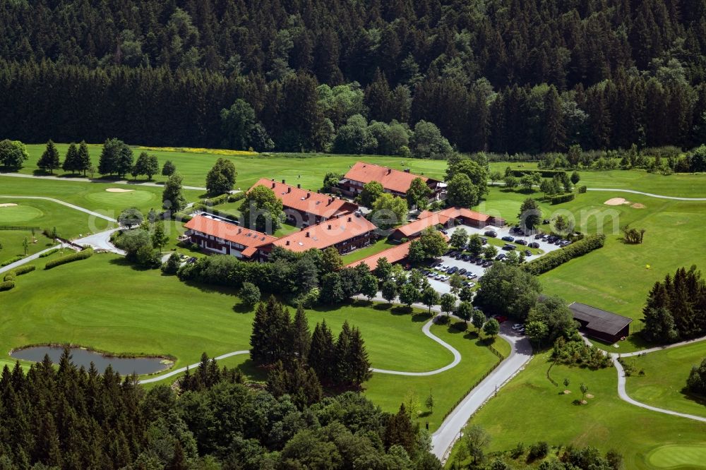 Aerial photograph Gmund am Tegernsee - Grounds of the Golf course at DER MARGARETHENHOF - Golf & Hotel on Tegernsee - Gut Steinberg in Gmund am Tegernsee in the state Bavaria, Germany