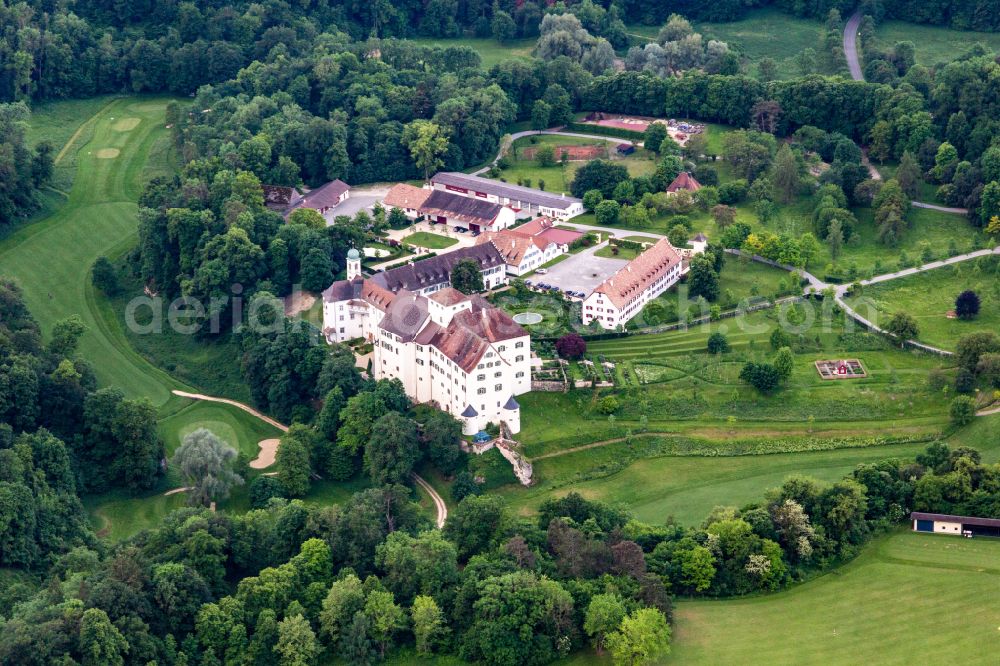 Aerial photograph Orsingen-Nenzingen - Grounds of the Golf course at Schloss Langenstein - Der Country Club on street Langenstein-Schloss in the district Orsingen in Orsingen-Nenzingen in the state Baden-Wuerttemberg, Germany