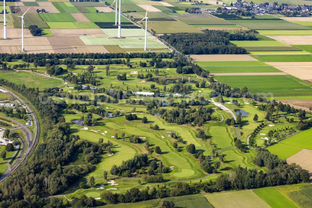 Wegberg from the bird's eye view: Grounds of the golf course Golfclub Wildenrath eV on the street Am Golfplatz in Wegberg in the federal state of North Rhine-Westphalia, Germany