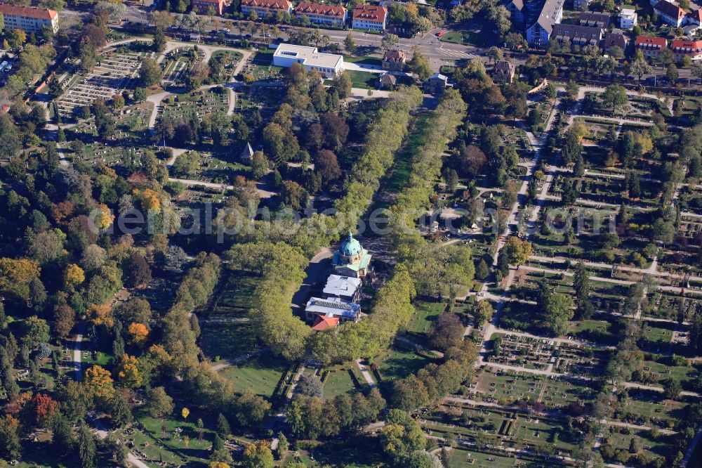 Aerial image Freiburg im Breisgau - Grave rows and trees with autumn colours around the consecration hall on the grounds of the cemetery in Freiburg im Breisgau in the state Baden-Wurttemberg, Germany