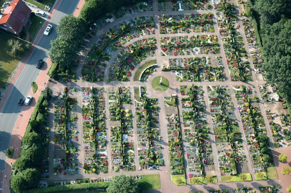 Aerial image Bakum - Grave rows on the grounds of the cemetery in Bakum in the state Lower Saxony