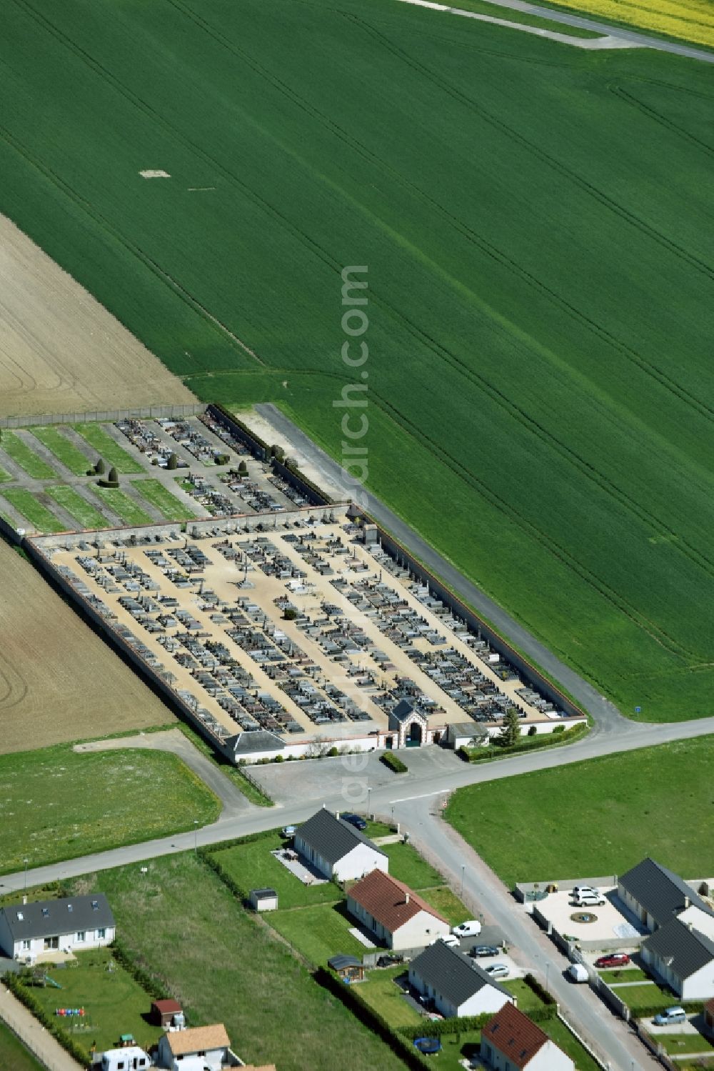 Aerial photograph Corquilleroy - Grave rows on the grounds of the cemetery in Corquilleroy in Centre-Val de Loire, France