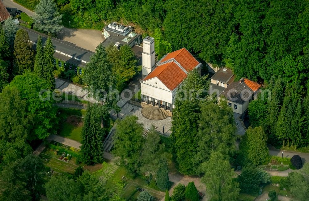 Hagen from above - Grave rows on the grounds of the cemetery Delstern Am Berghang in Hagen in the state North Rhine-Westphalia, Germany