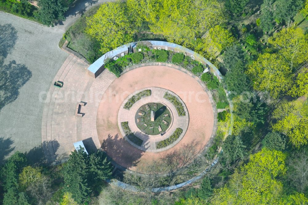 Aerial image Berlin - Grave rows on the grounds of the cemetery Gedenkstaette der Sozialisten Gudrunstrasse in the district Lichtenberg in Berlin