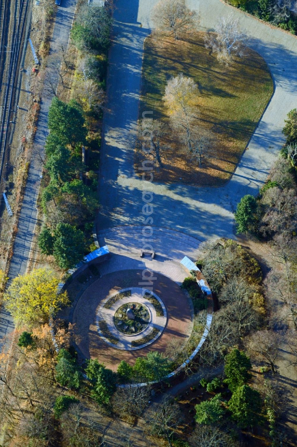 Berlin from above - Grave rows on the grounds of the cemetery Gedenkstaette of Sozialisten in the district Lichtenberg in Berlin, Germany