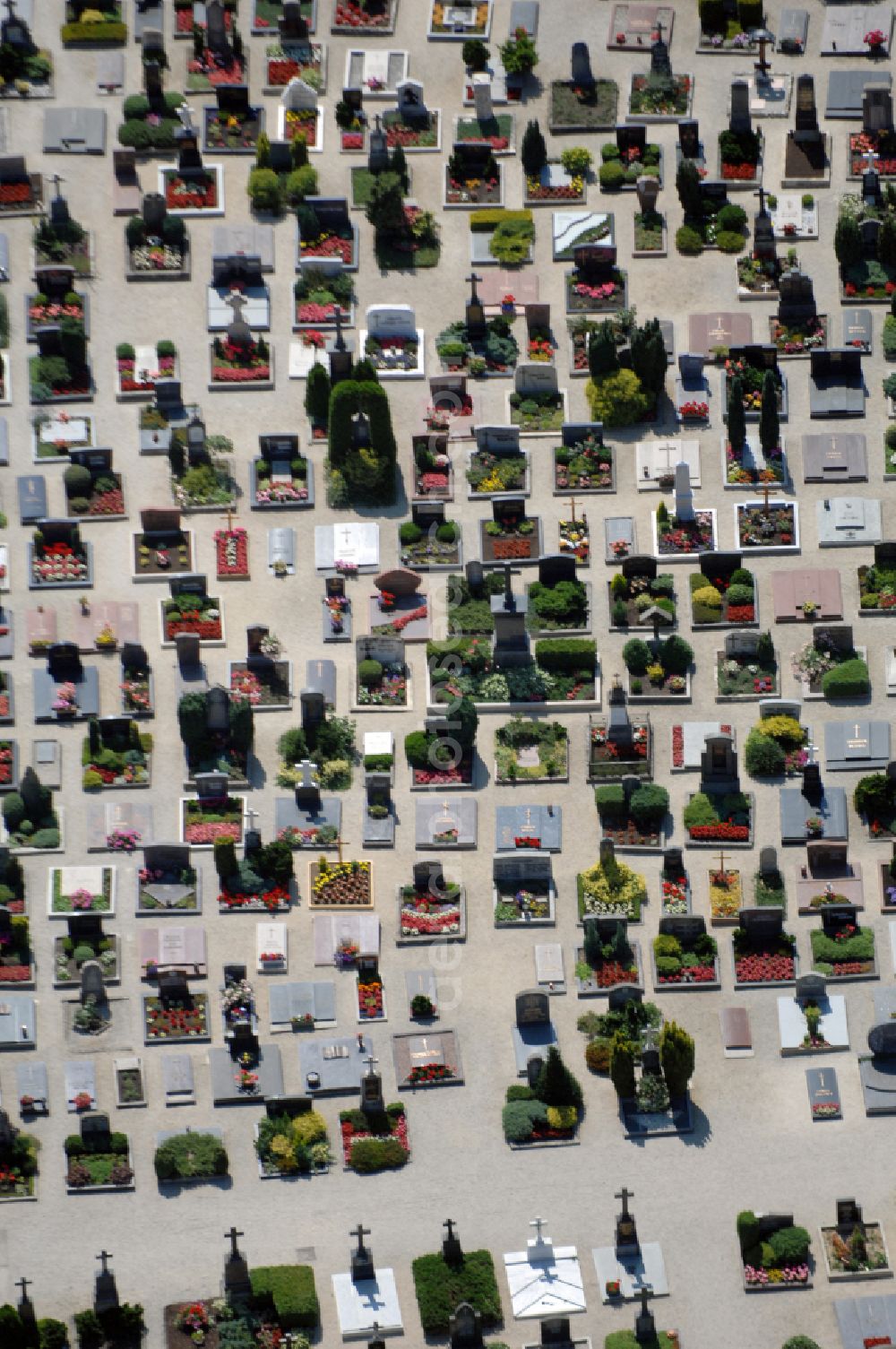 Hersbruck from above - Grave rows on the grounds of the cemetery on street Amberger Strasse in Hersbruck in the state Bavaria, Germany