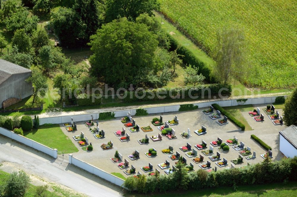 Aerial image Dischingen - Grave rows on the grounds of the cemetery in the Demmingen part of Dischingen in the state of Baden-Wuerttemberg