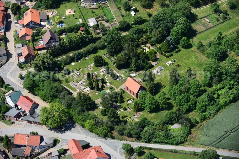 Sargstedt from the bird's eye view: Grave rows on the grounds of the cemetery in Sargstedt in the state Saxony-Anhalt