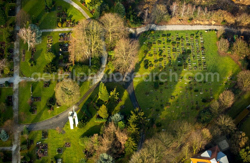 Aerial photograph Witten - Grave rows and urn graves on the grounds of the cemetery in Witten in the state North Rhine-Westphalia