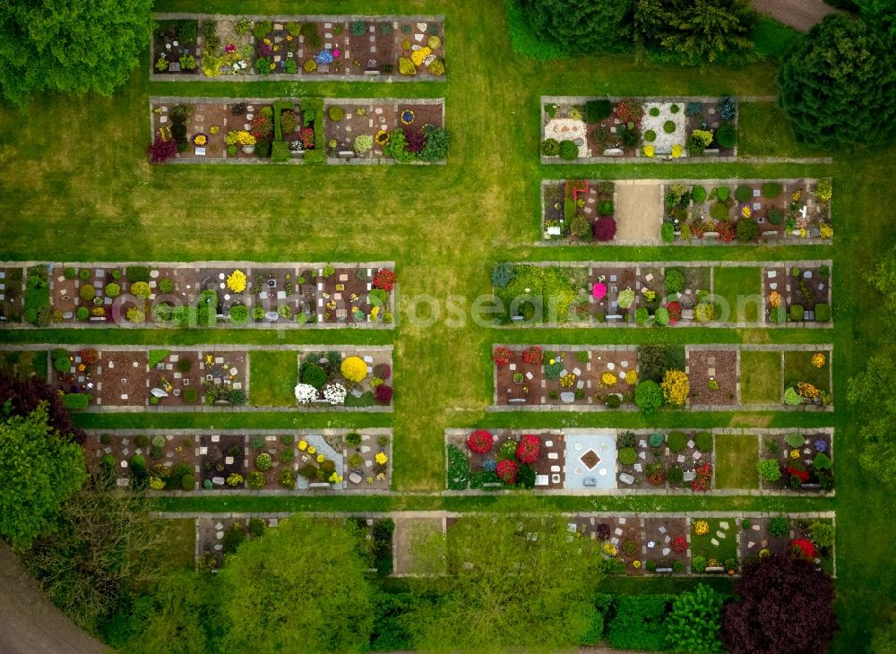 Gevelsberg from above - Grave rows- urn on the premises of the Central municipal cemetery in Gevelsberg in North Rhine-Westphalia