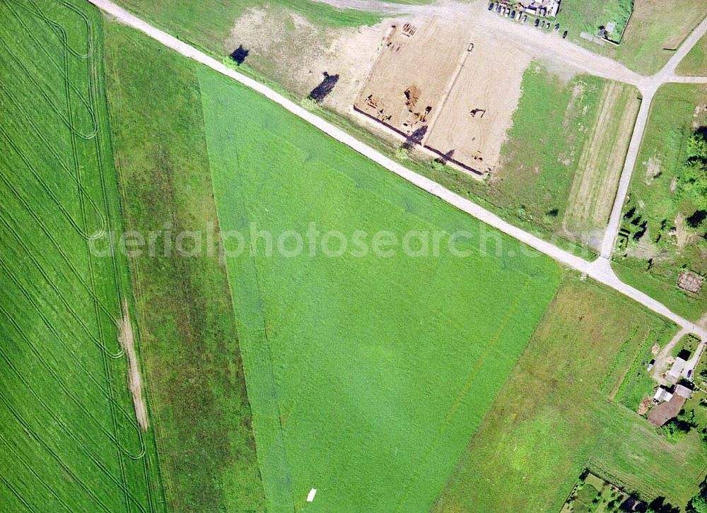 Aerial photograph Strausberg / BRB - 90-Grad-Sicht auf Bereiche des Flugplatzes Strausberg in Strausberg / Brandenburg.