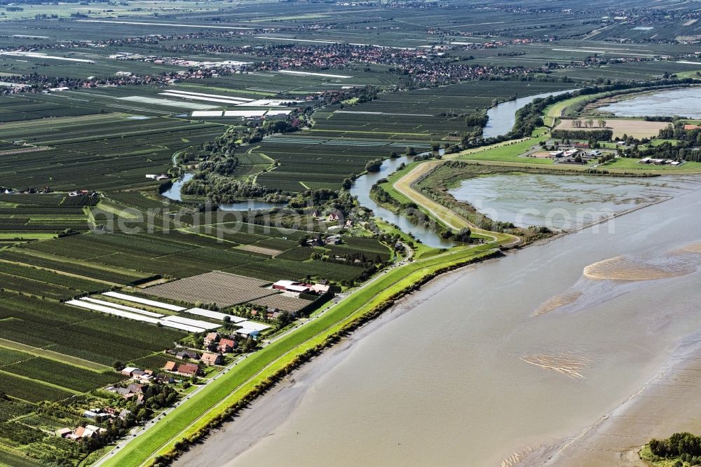 Jork from above - Structures of a field landscape Altes Land in Jork in the state Lower Saxony, Germany