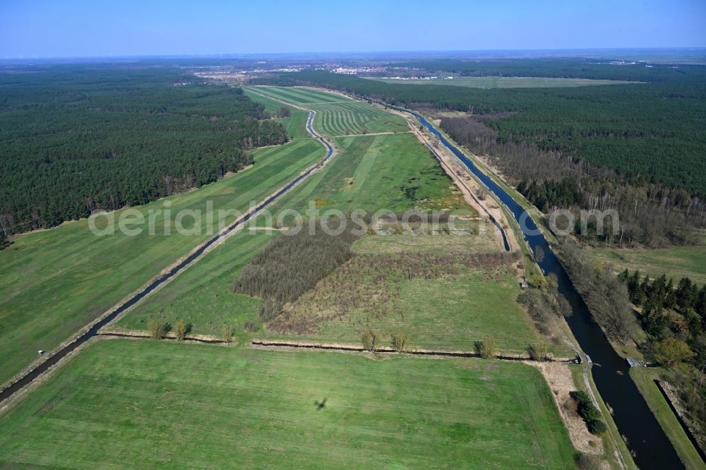 Blievenstorf from above - Grassy structures of a field and meadow landscape and culvert systems Wabeler Bach - Alte Elde in Blievenstorf in the state Mecklenburg - Western Pomerania, Germany