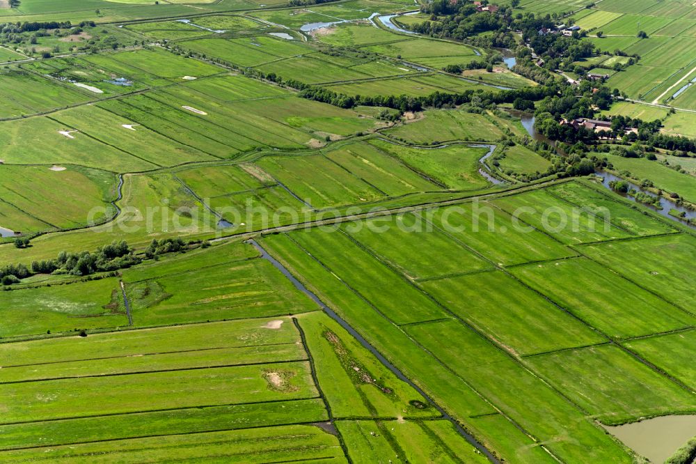 Aerial image Mittelshuchting - Structures of a field landscape in Mittelshuchting in the state Bremen, Germany