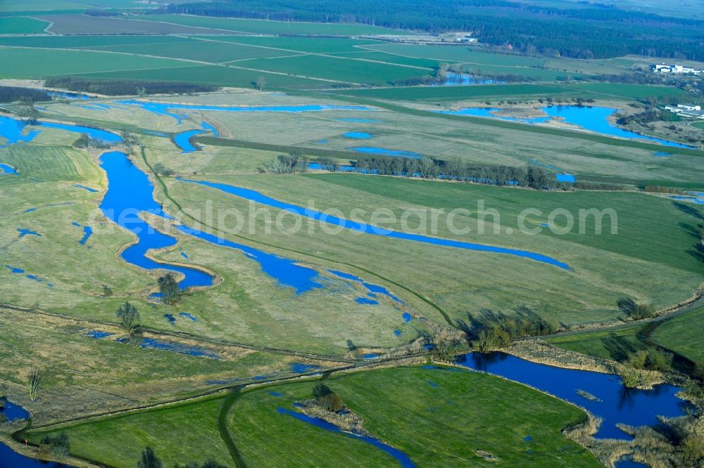 Tangermünde from the bird's eye view: Structures of a field landscape on the banks of the Elbe in Tangermuende in the state Saxony-Anhalt, Germany