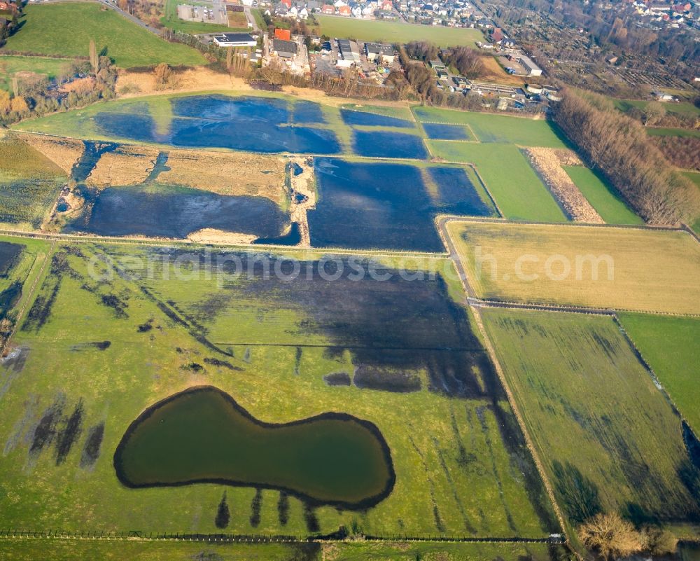 Aerial image Werne - Structures of a field landscape on river Lippe in Werne in the state North Rhine-Westphalia, Germany