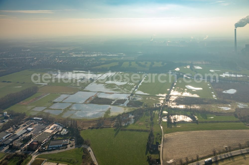 Aerial image Werne - Structures of a field landscape on river Lippe in Werne in the state North Rhine-Westphalia, Germany