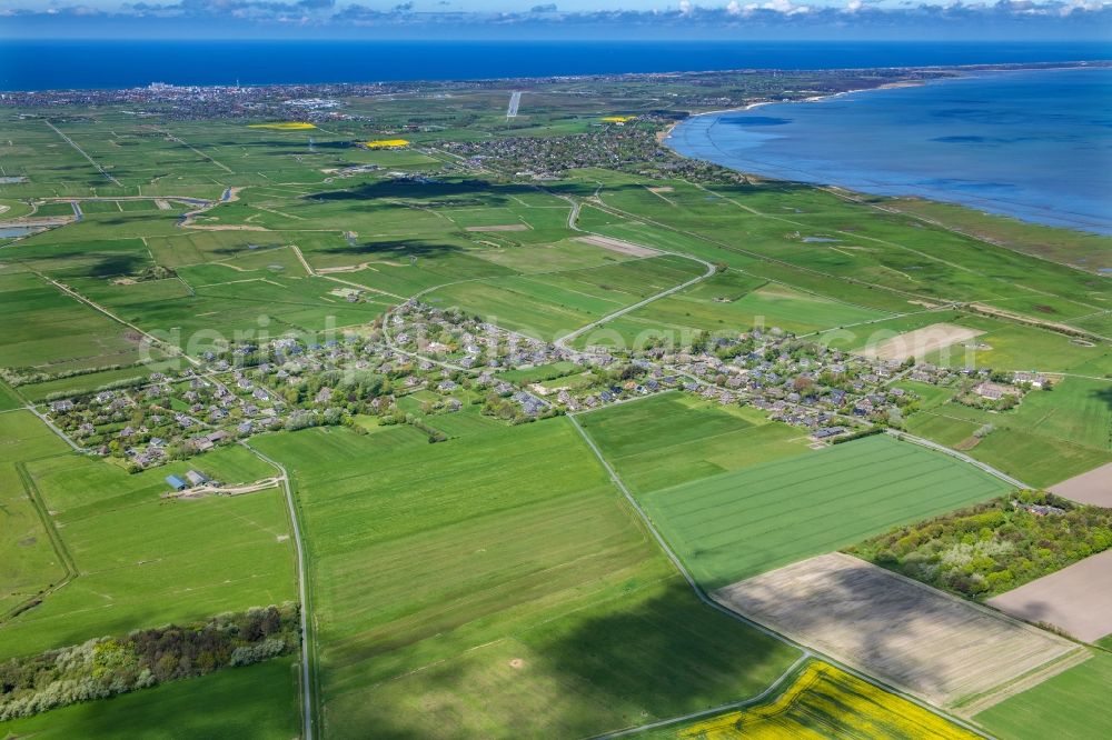 Aerial image Archsum - Green space structures a Hallig Landscape in Archsum at the island Sylt in the state Schleswig-Holstein, Germany