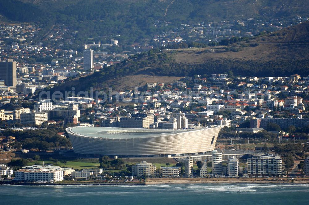 Aerial image Kapstadt - Blick auf das Green Point Stadion in der Provinz Western Cape Südafrika, welches zur Fußball-Weltmeisterschaft erbaut wurde. View of the Green Point Stadium Cap Town in South Africa for the FIFA World Cup 2010.