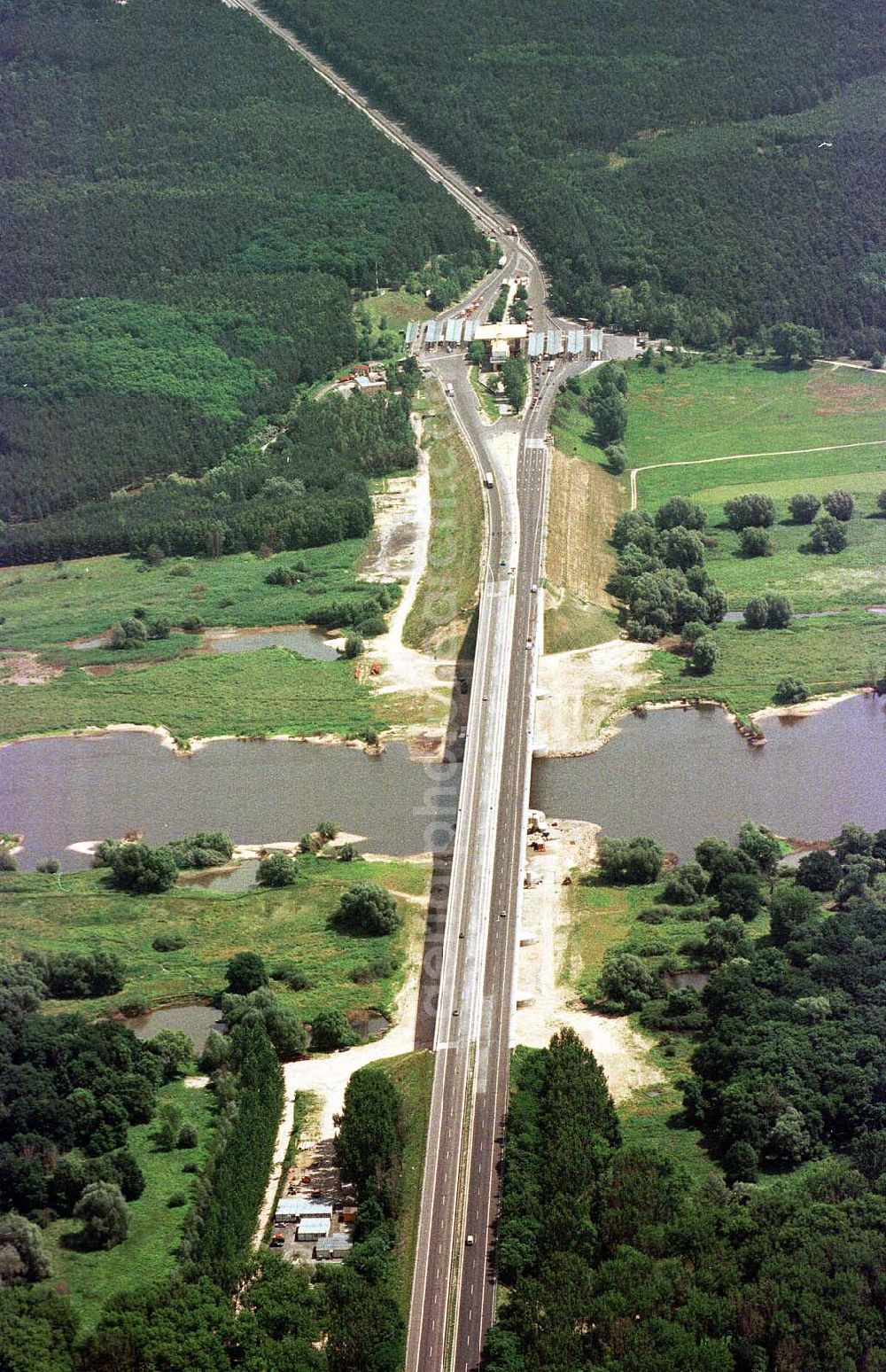 Frankfurt / Oder from the bird's eye view: Grenzübergang (Autobahn) Frankfurt / Oder.