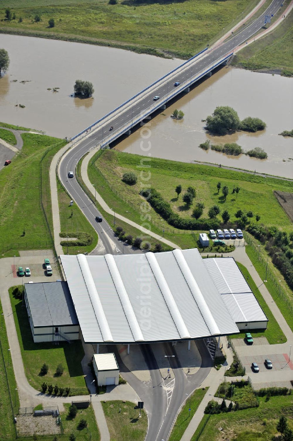 Aerial image Forst - Blick auf den Grenzübergang zwischen Deutschland und Polen. View of the border crossing between Germany and Poland.