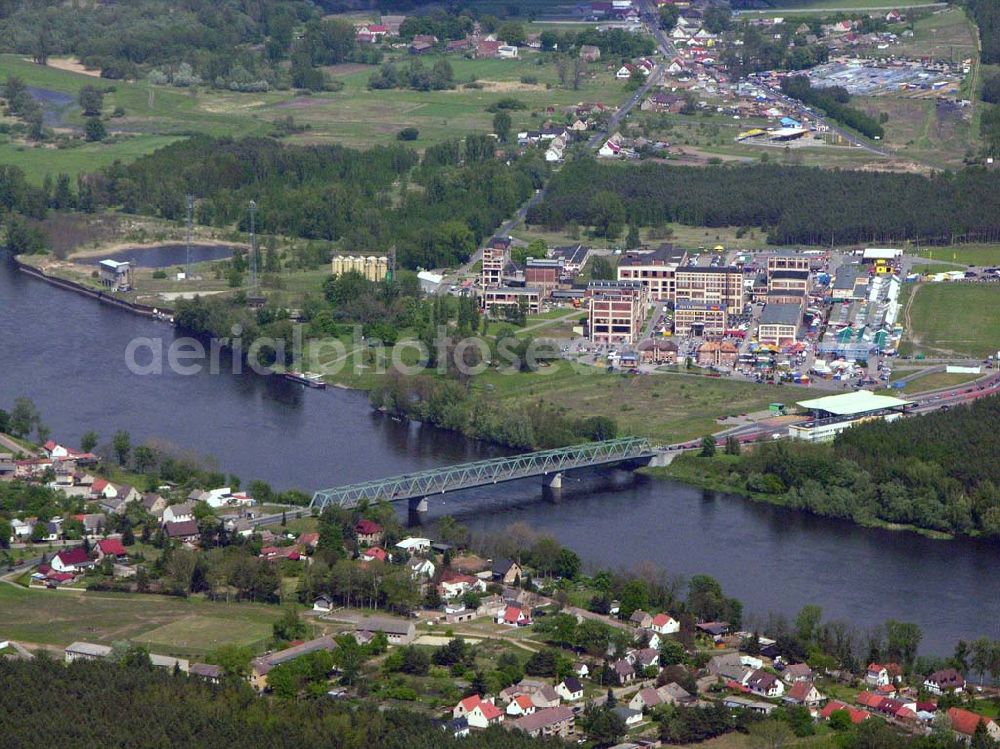 Aerial photograph Hohenwutzen - 16.05.2005 Grenzübergang Hohenwutzen (Brandenburg) über die Oder nach Polen.