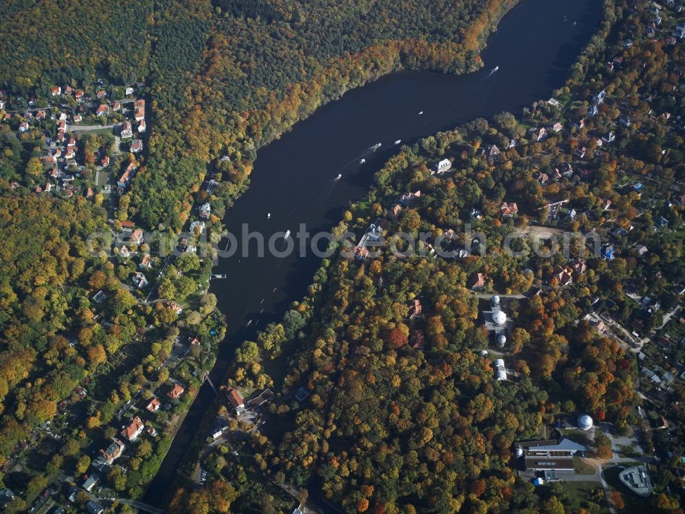 Aerial photograph Potsdam - View of the lake Griebnitzsee in Potsdam in the state Brandenburg