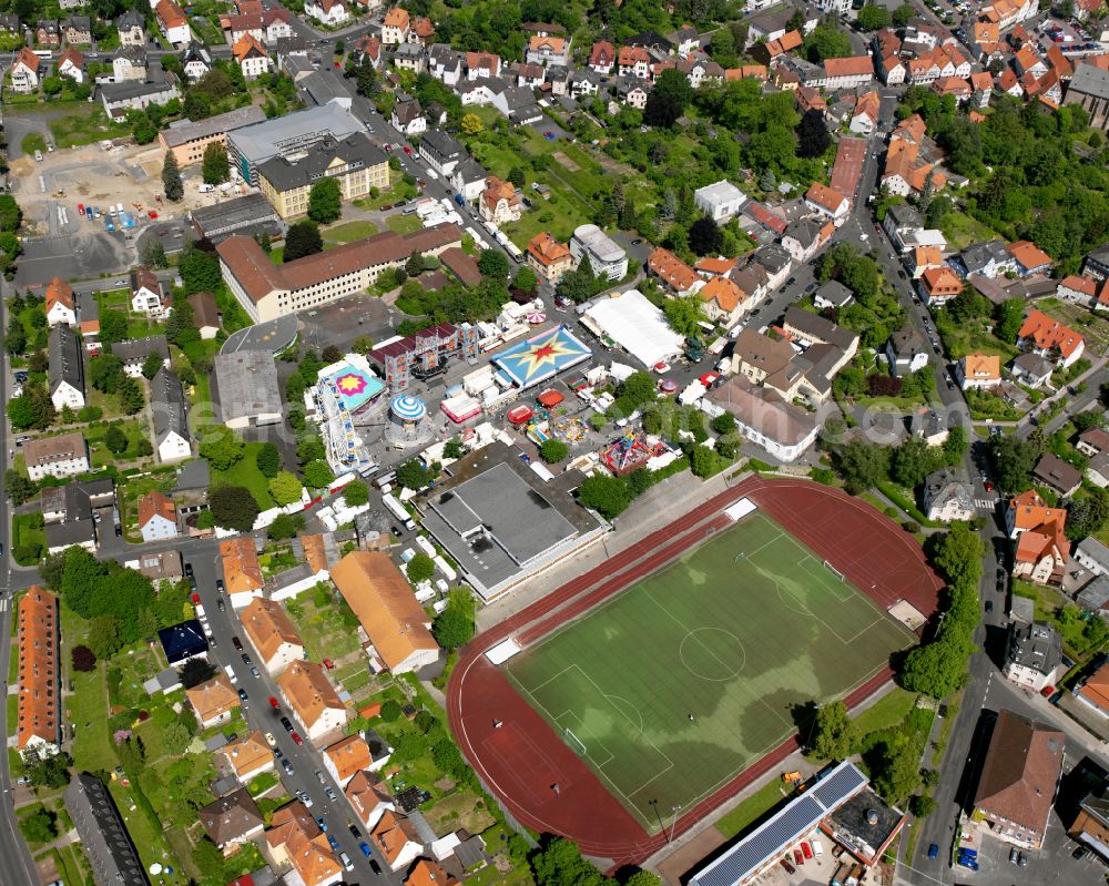 Alsfeld from above - Green colored tennis sports complex in Alsfeld in the state Hesse, Germany