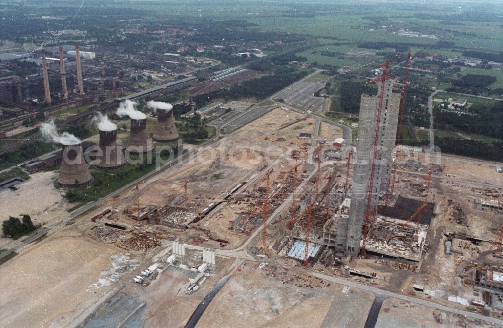 Spremberg OT Schwarze Pumpe from the bird's eye view: Great building site for construction of the new lignite power plant Schwarze Pumpe on-site demolition of old East German power plants in Schwarze Pumpe, a district of Spremberg in Brandenburg