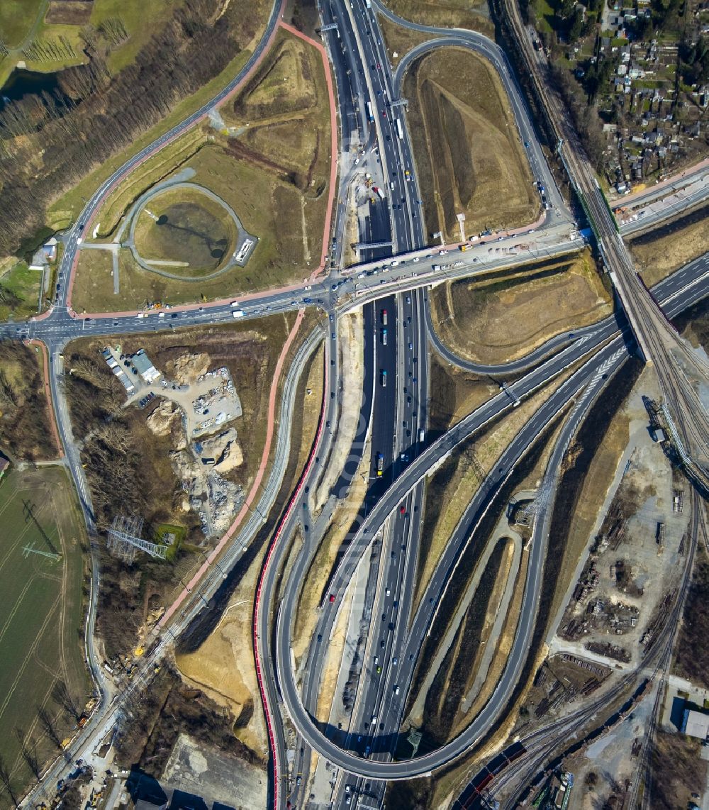 Bochum from the bird's eye view: Great building site for the reconstruction of federal highway A40 motorway at the intersection of the main road B1 in Bochum in North Rhine-Westphalia