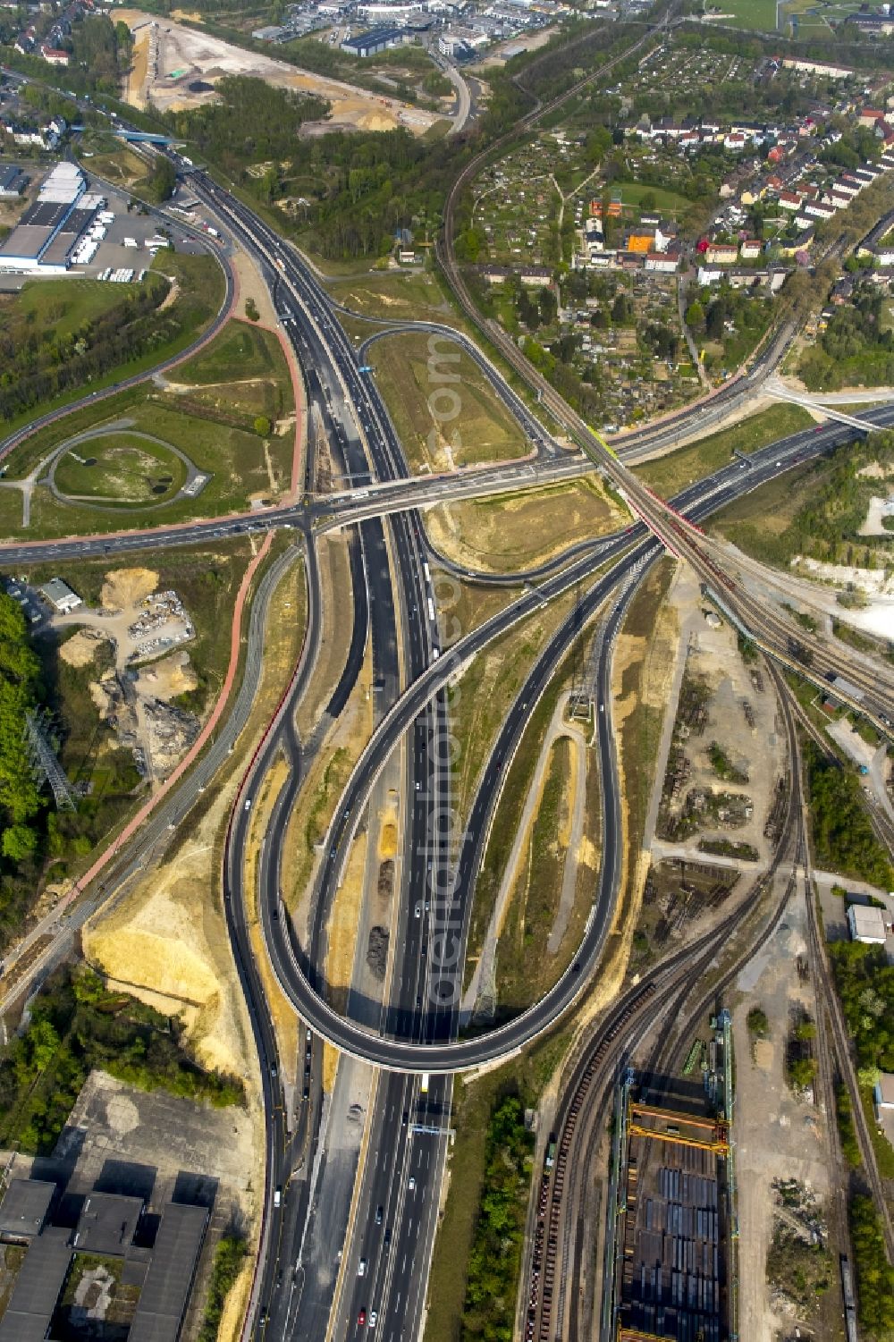 Aerial image Bochum - Great building site for the reconstruction of federal highway A40 motorway at the intersection of the main road B1 in Bochum in North Rhine-Westphalia