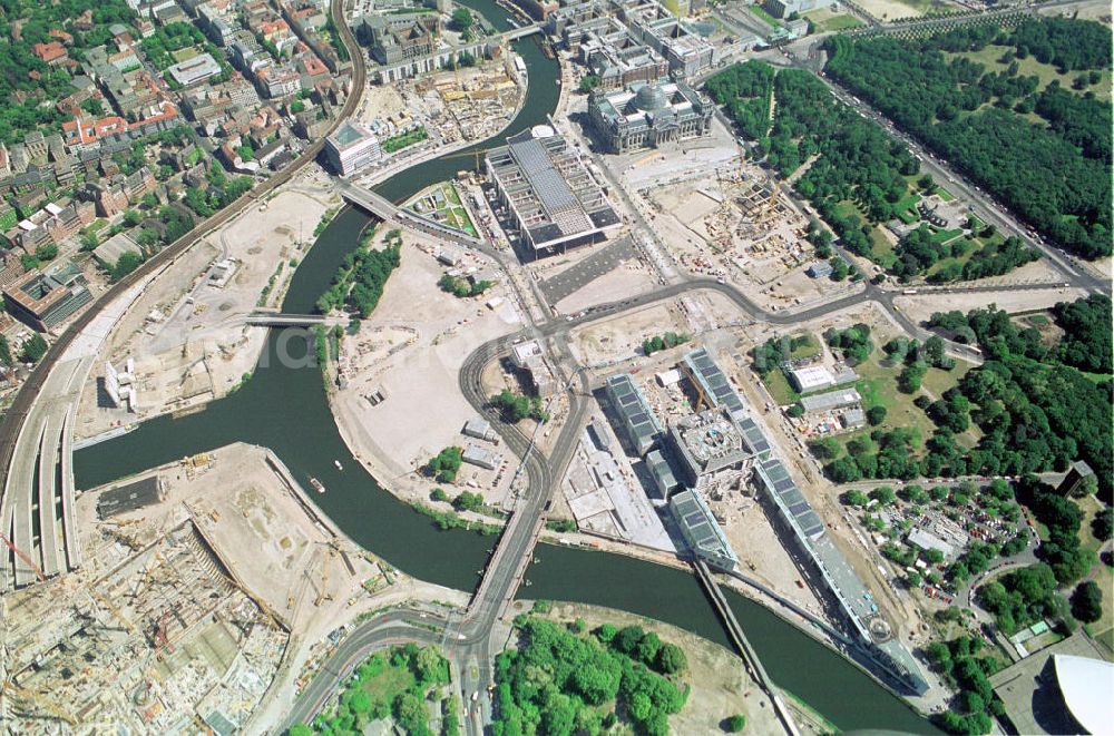 Aerial image Berlin - The construction sites the government quarter in Berlin at the Berlin Reichstag