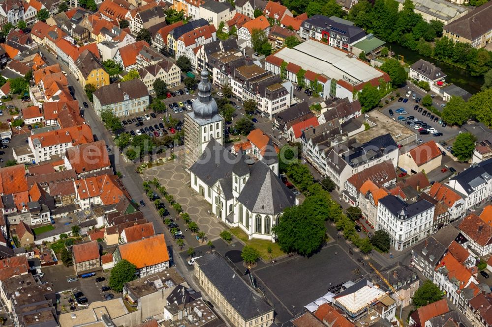 Aerial photograph Lippstadt - View of the church Grosse Marienkirche in Lippstadt in the state North Rhine-Westphalia