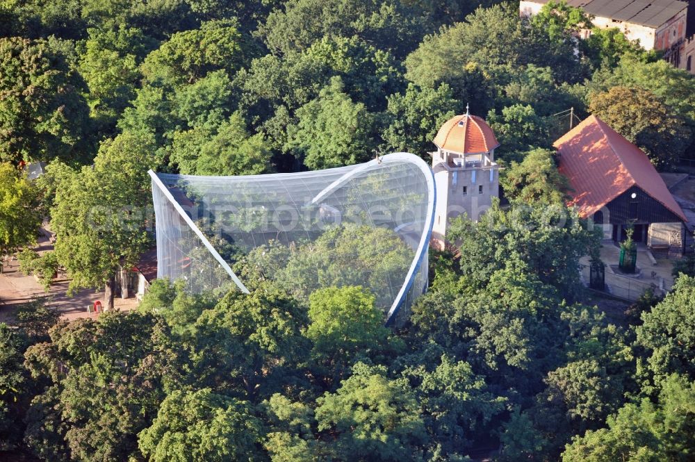 Aerial image Halle - View of the large aviary and the observation tower at the Petersberg