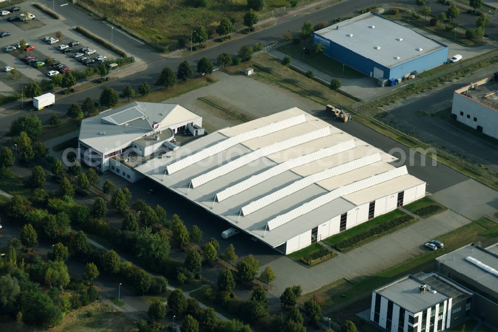 Aerial photograph Hoppegarten - Building of the wholesale center of PVB Presse Vertrieb GmbH & Co. KG Berlin in Hoppegarten in the state of Brandenburg