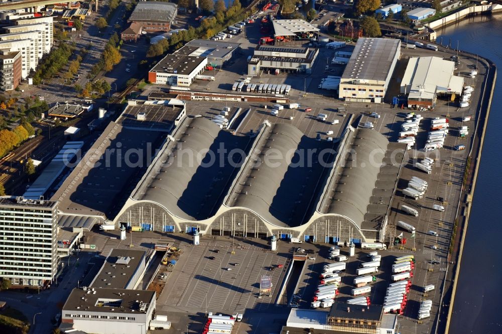 Hamburg from the bird's eye view: Building of the wholesale center for flowers, fruits and vegetables in Hamburg, Germany