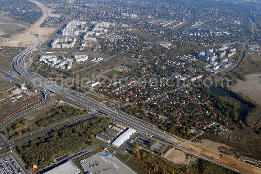 Schönefeld from above - Blick auf die Verlängerung der Autobahn A 113 zwischen dem Stadtring und dem in Planung befindlichen Hauptstadt-Airport Berlin Brandenburg International BBI durch die Schälerbau Berlin GmbH an der Freiheit 10 in 13597 Berlin - Telefon +49 (0)30 35 187 03 - Fax +49 (0)30 35 187 398 - Mail info@schaelerbau.de ; Klähne & Bauchspieß - Beratende Ingenieure im Bauwesen GmbH, Inselstraße 6A, 10179 Berlin ; Ingenieurbüro Meyer + Schubart, Blumenauer Straße 10, 31515 Wunstorf