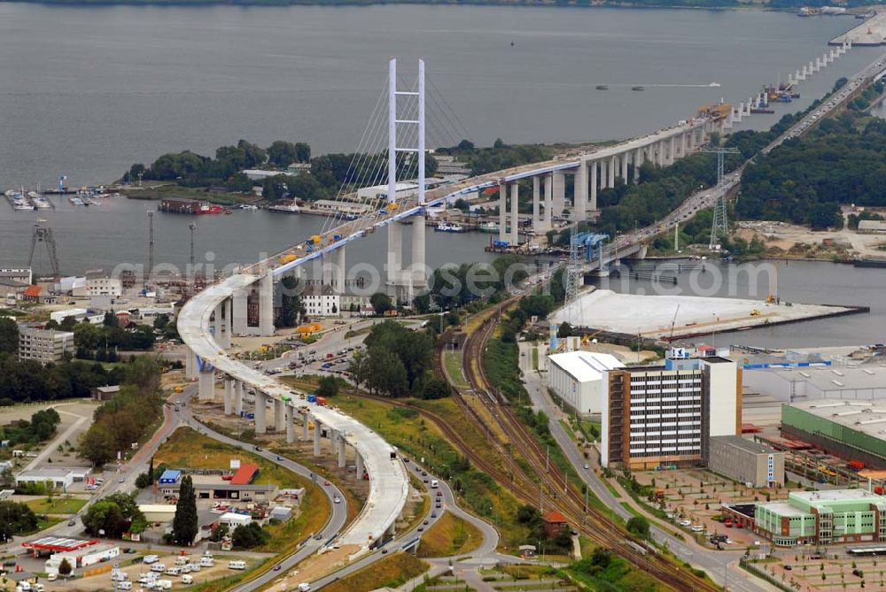 Aerial photograph Stralsund - : Die 2. Strelasundquerung ist derzeit das derzeit größte deutsche Brückenbauwerk. Die zweite Rügendamm-Brücke ist ein Projekt im Bundesprogramm des Europäischen Fonds für regionale Entwicklung (EFRE) aufgenommen wurde und somit von der Europäischen Union kofinanziert wird. Im Auftrag des Bundesministeriums für Verkehr, Bau und Stadtentwicklung erfolgt die Planung und der Bau durch die Deutsche Einheit Fernstraßenplanungs- und -bau GmbH (DEGES).